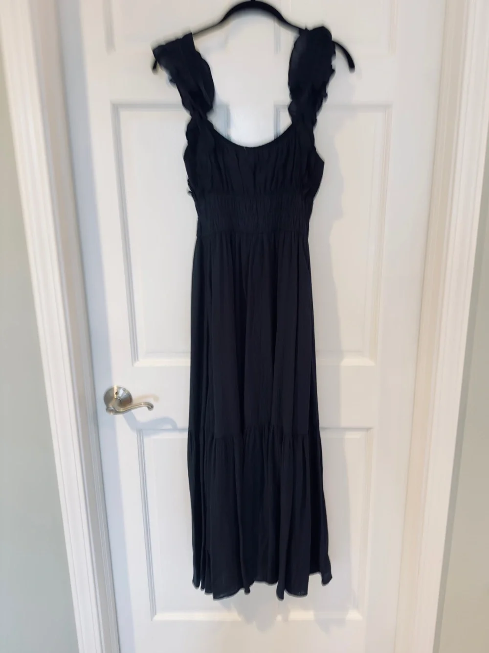 Abercrombie black tiered dress with ruffle straps NWT